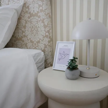 Cozy Center Next To Old Town Апартаменты